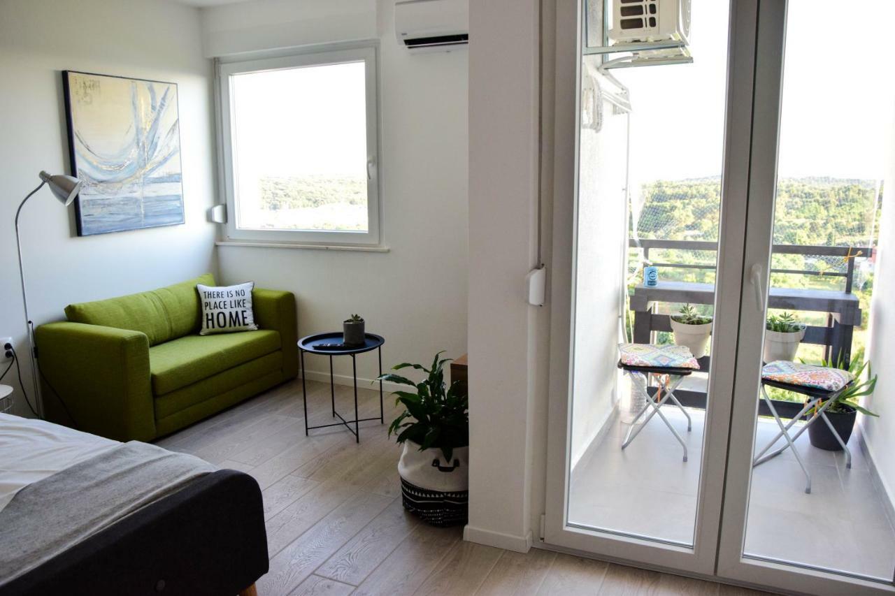 Sky Apartman Póla Kültér fotó